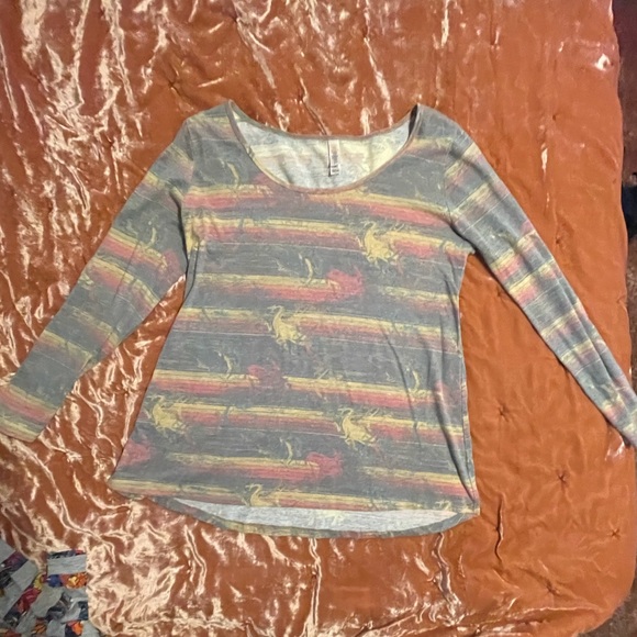 Lularoe long sleeve top. Dragon print 🐉 - Picture 2 of 3